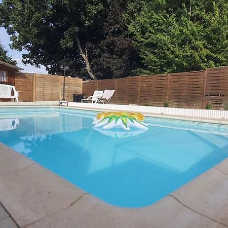 Studio Meuble Avec Piscine Partagee La Ferté-Gaucher Buitenkant foto